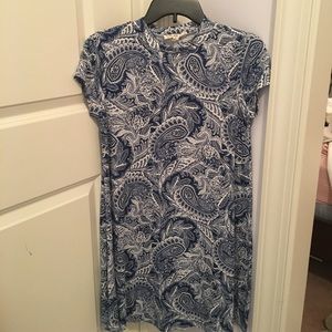 Short sleeve knit dress